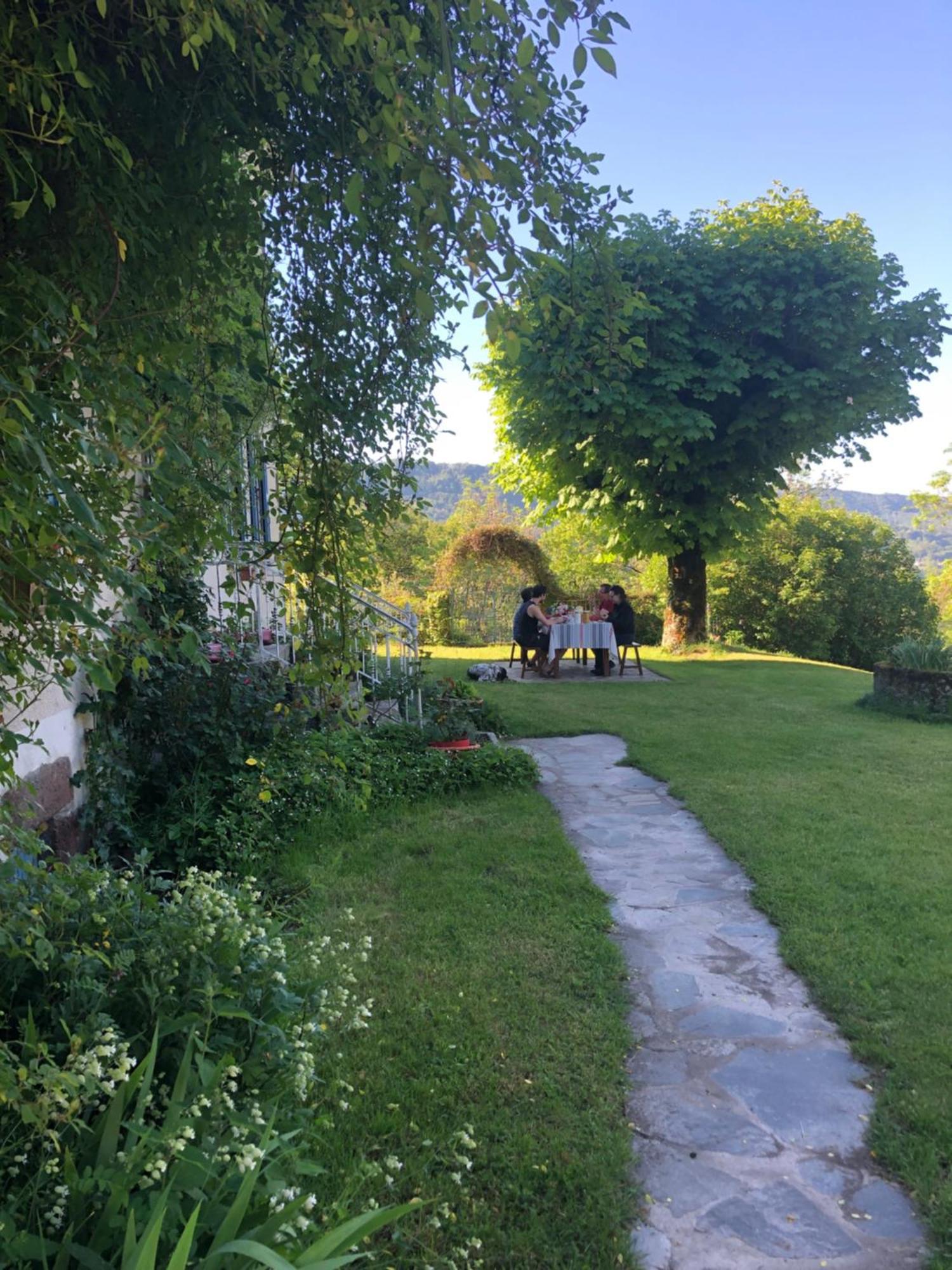 Bed and Breakfast Le Figarelou Thiezac Экстерьер фото